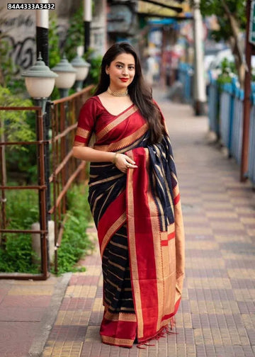 Elegant Lichi Silk Saree - Rich Jacquard Pallu for Festive Wear