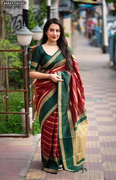 Elegant Lichi Silk Saree - Rich Jacquard Pallu for Festive Wear
