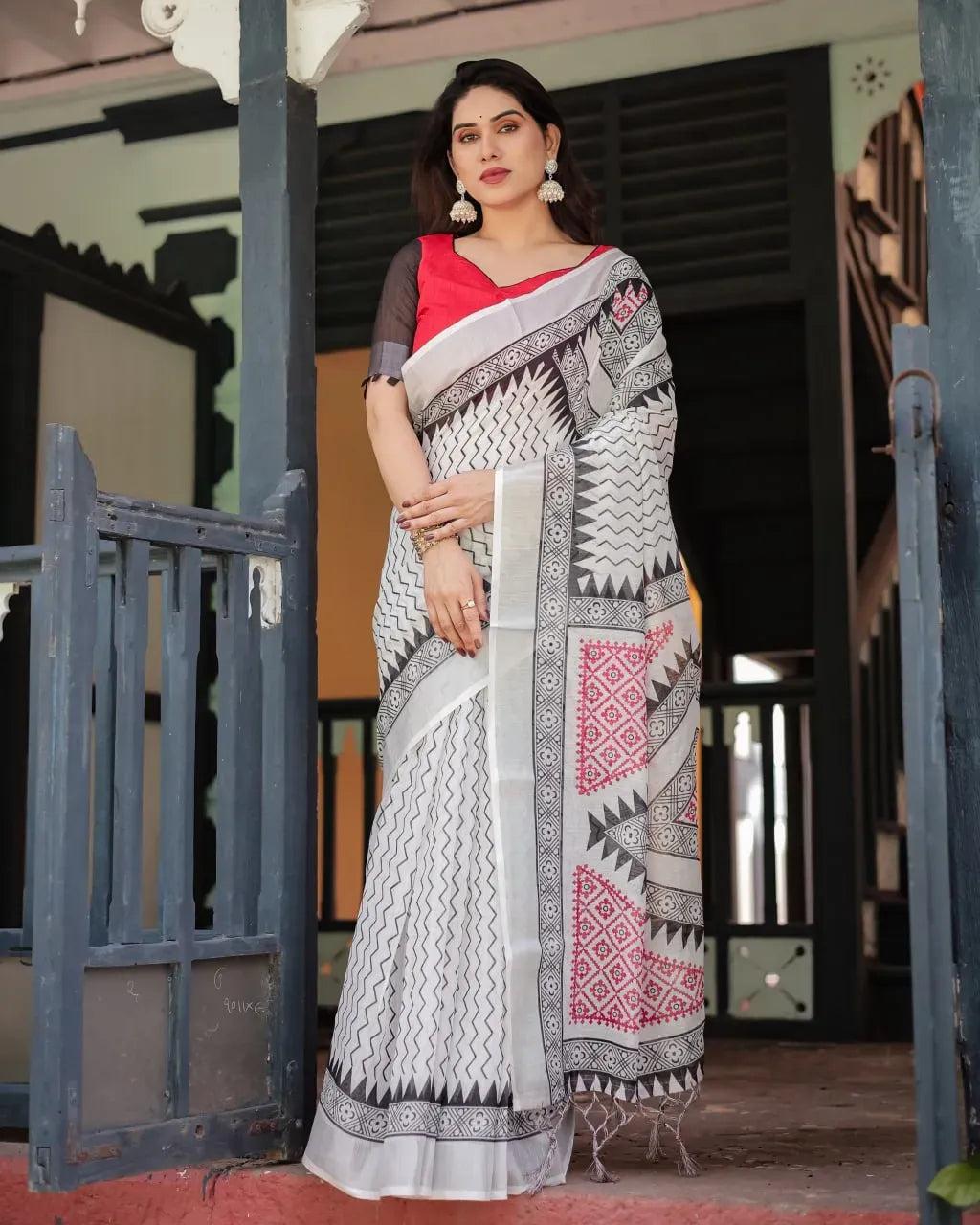 Saree