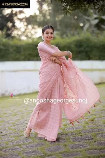 Elegant Linen Velvet Saree - Handcrafted Mirror Work for Her