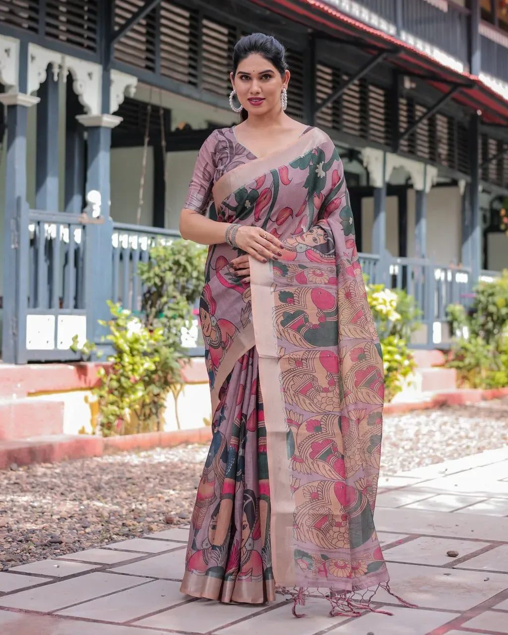 Saree