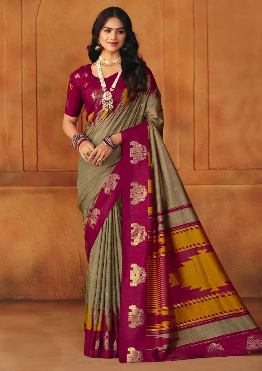 Saree