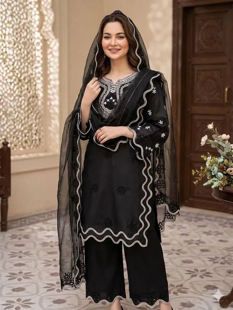 Pakistani Suit Set