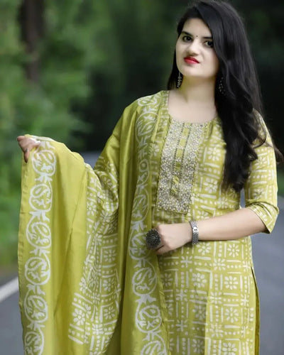 Elegant Rayon Kurta Set - Festive Embroidered Wear for Women