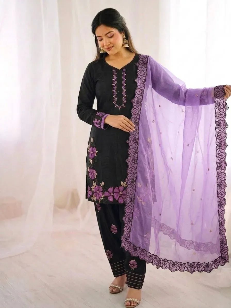 Women's Ethnic Suit