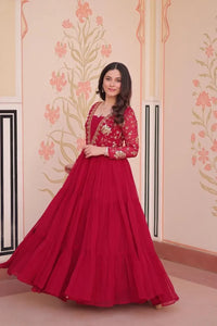 Elegant Sequins Gown - Faux Blooming Party Wear