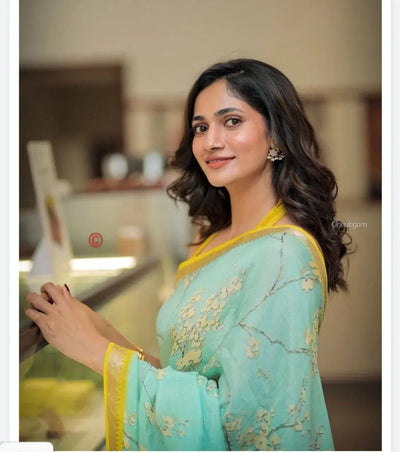 Elegant Soft Linen Saree - Digital Print Festive Wear for Women