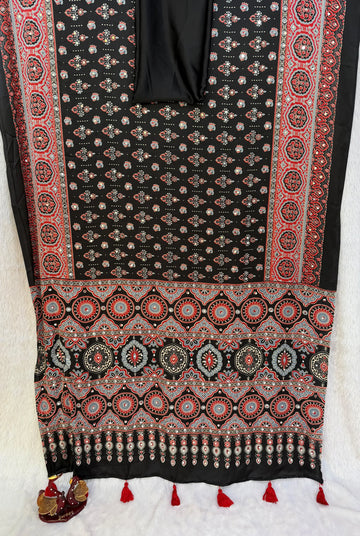 Exclusive Designer Saree with Foil Mirror Work - Elegant Festive Wear