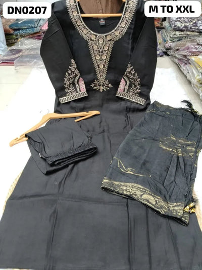 Exclusive Roman Fabric 3-Piece Suit Set - Elegant Festive Wear for Women