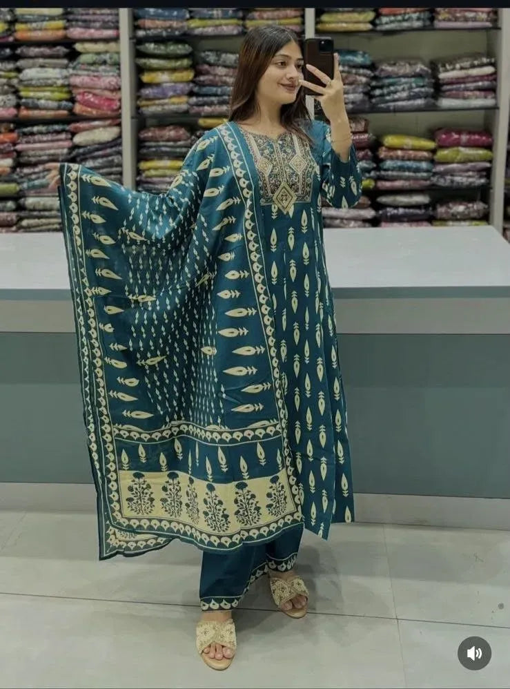 Full body view of model wearing teal blue digital print model silk saree