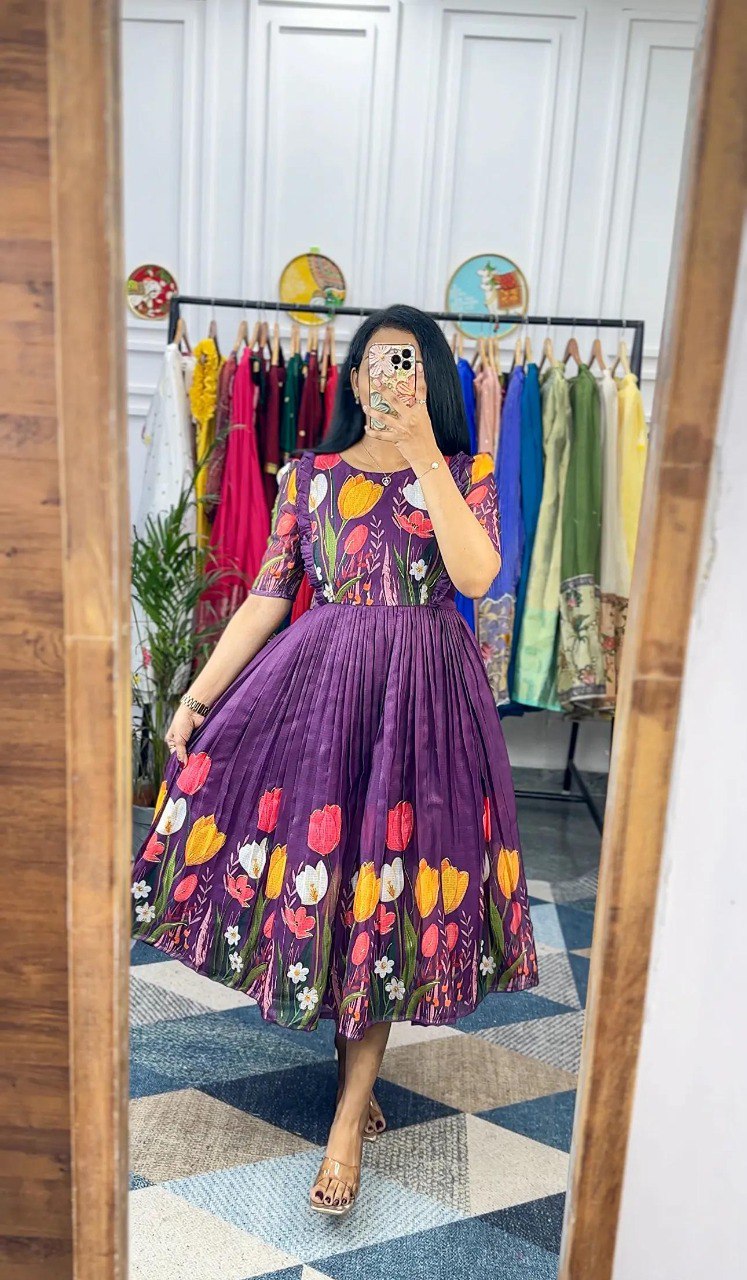 TRENDBUY Floral Print Pleated Maxi Dress in Lavender, model taking a mirror selfie