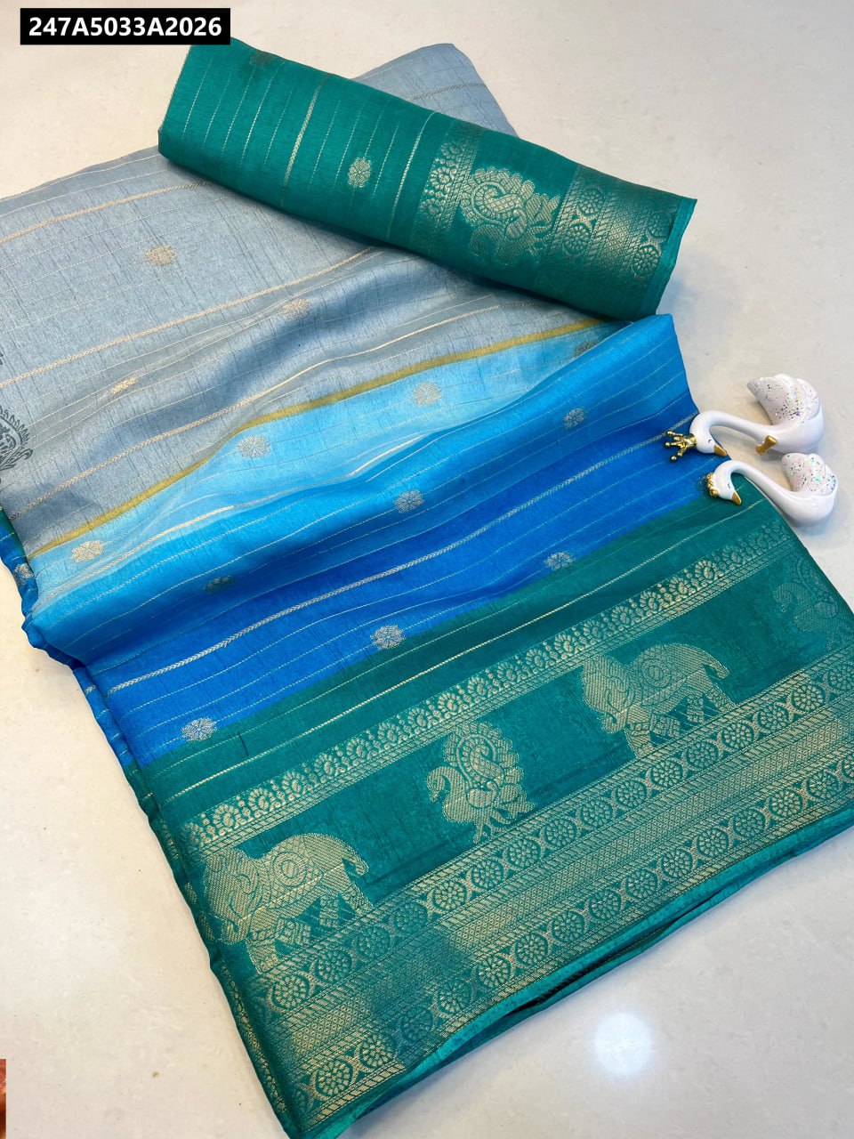 TRENDBUY Kolam Silk Ombre Saree in Sky Blue with Kanchi Border and matching blouse