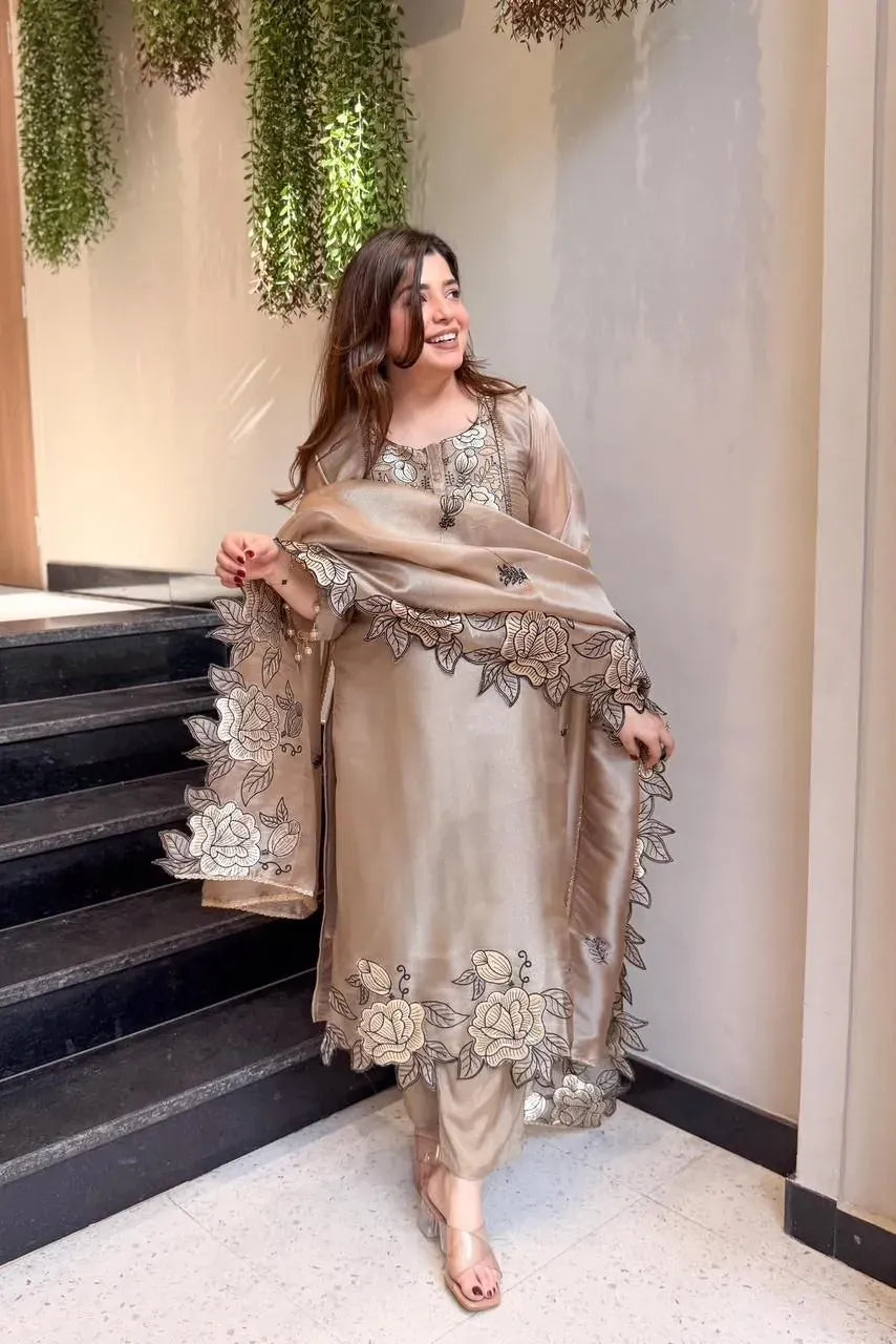 Salwar Kameez Set