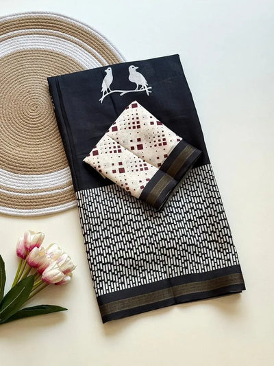 Luxe Mul Cotton Saree with Contrast Blouse for Festive Prep