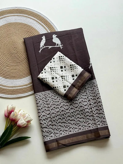 Luxe Mul Cotton Saree with Contrast Blouse for Festive Prep
