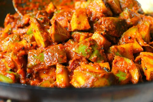 ஊறுகாய் / Pickle/Oorugai /Aachi/ (Mango,Lemon,Garlic,Citron) – Traditional & Tasty