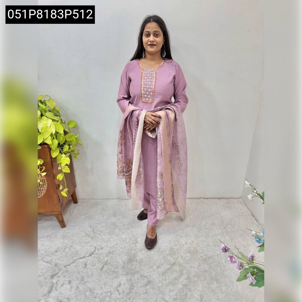 Full body model shot of woman wearing lavender Gadwal kurti set with ornate neckline and flowing printed dupatta