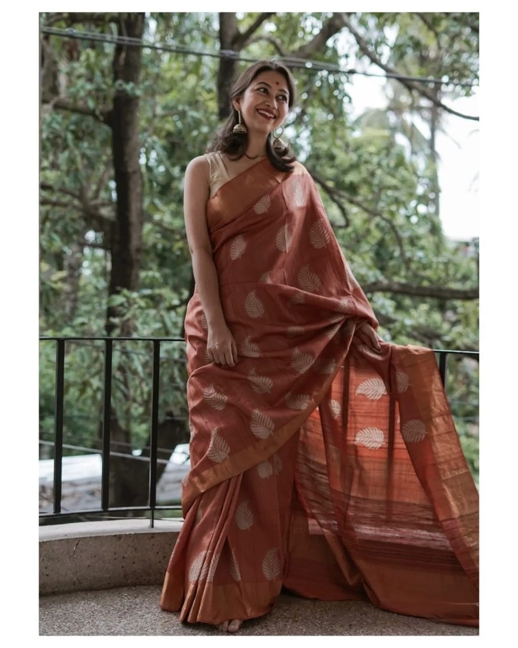 Exquisite Banarsi soft silk saree with copper jari leaf weaving & jacquard blouse