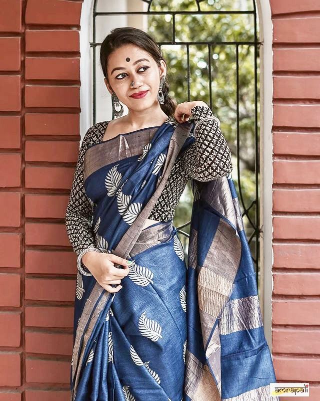 Banarsi Soft Silk Saree with Copper Jari Leaf Weaving and Jacquard Blouse
