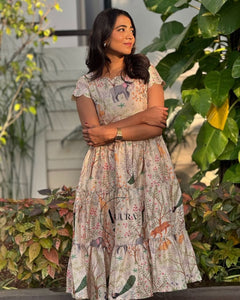 TRENDBUY Summer Jungle Print Tiered Maxi Dress - Muslin Floral Elegance