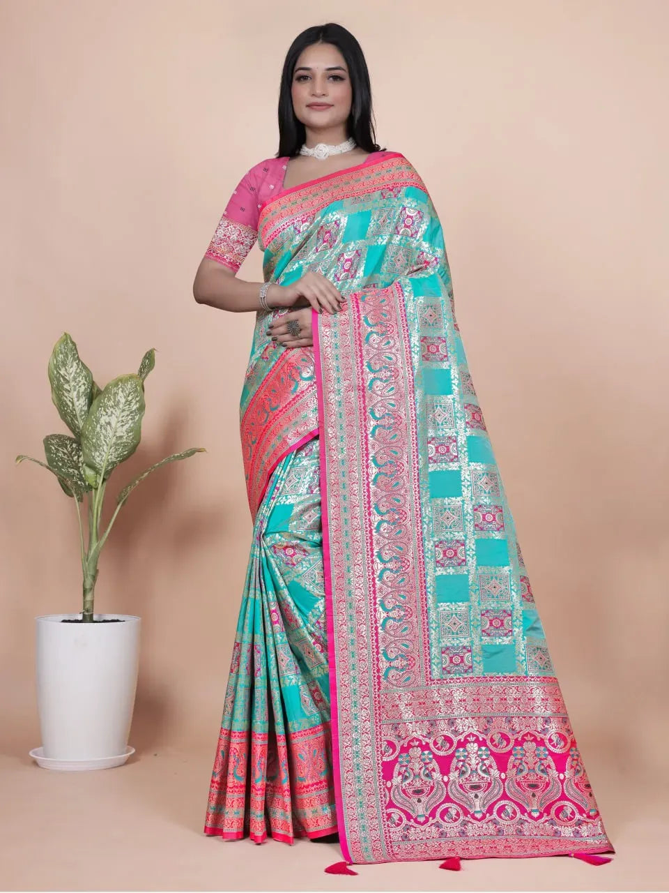 Saree