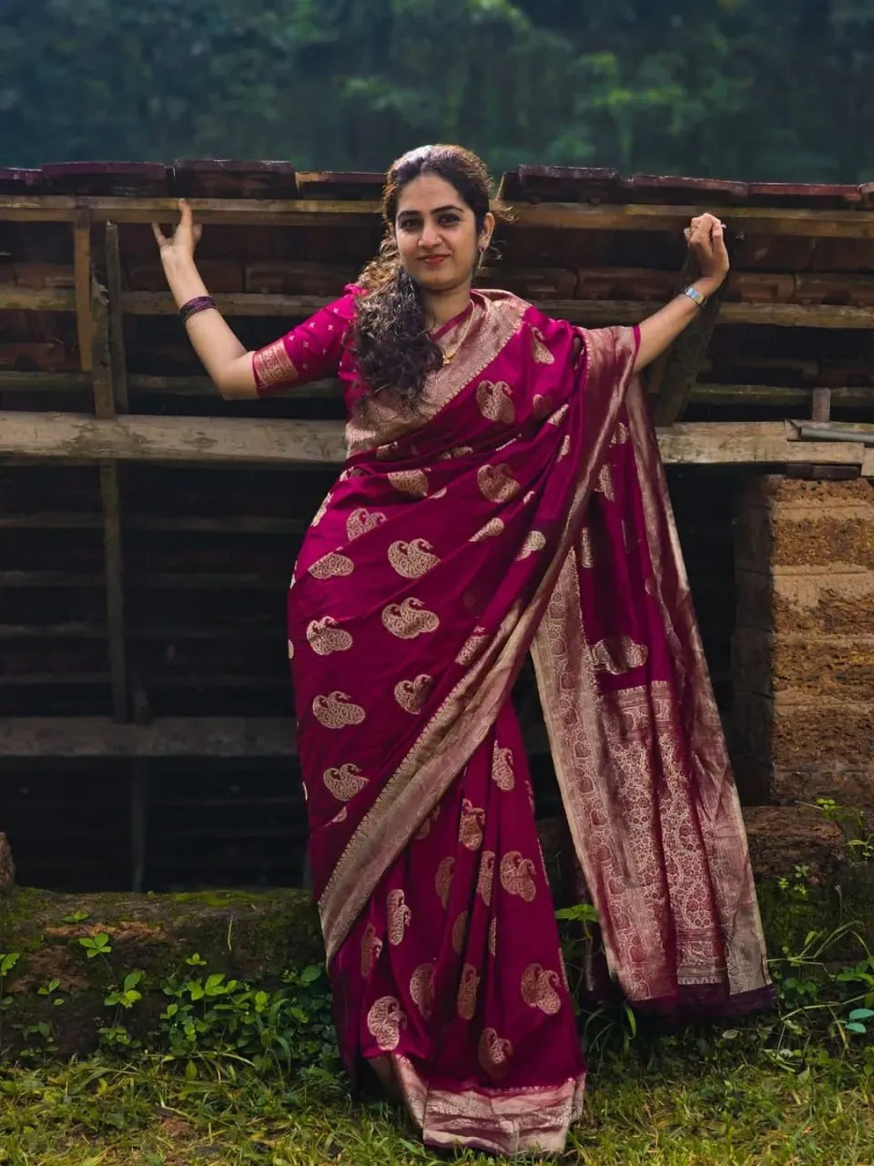 Saree