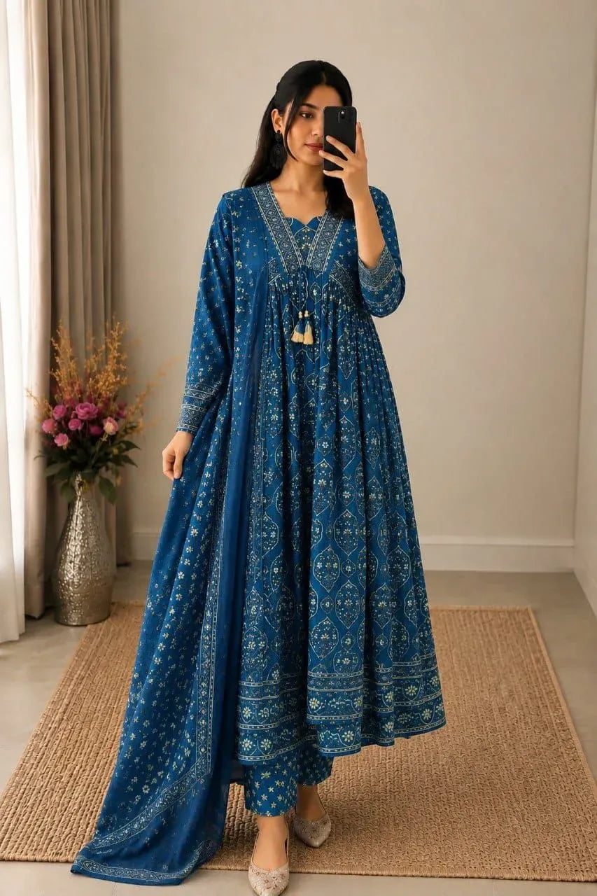 Full length view of model wearing blue cotton suit set with matching dupatta