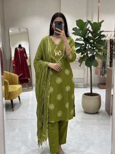 Premium Dabu Cotton Kurti Set - Elegant Hand-Embroidered Yoke Design for Festive & Everyday Wear