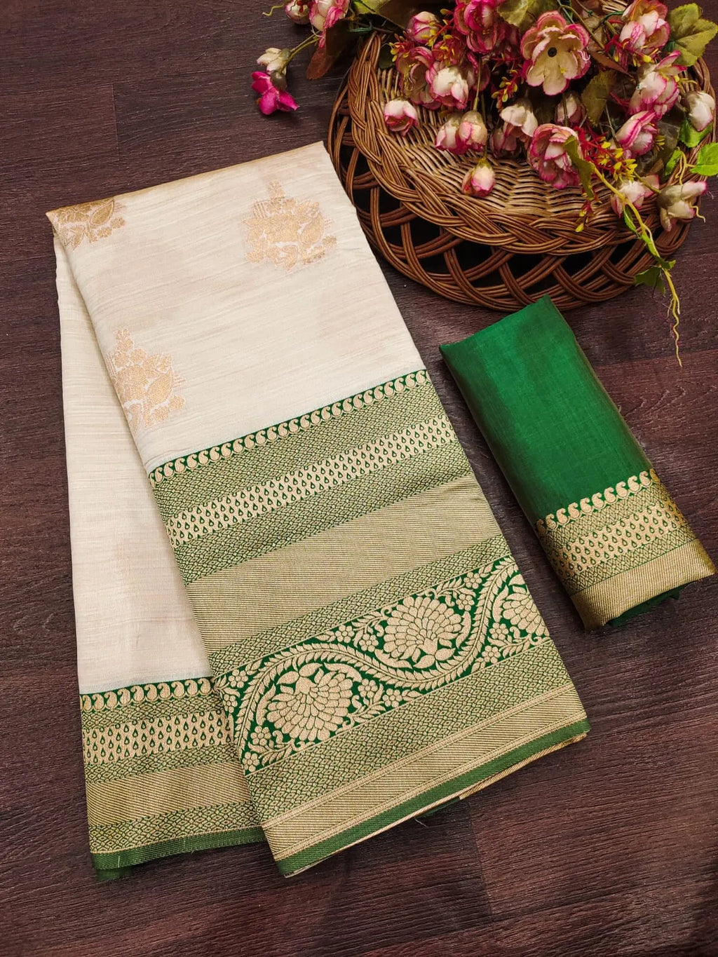 Saree
