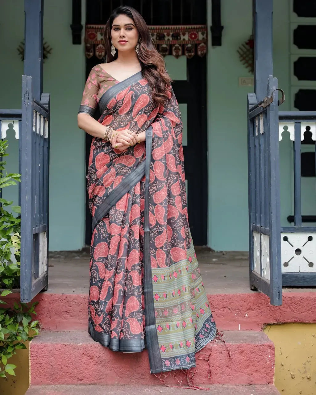 Saree
