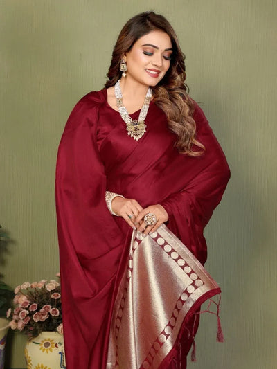 Premium Silk Saree with Hand-Dyed Gala Pallu & Lagadi Patta for Women Festive Prep