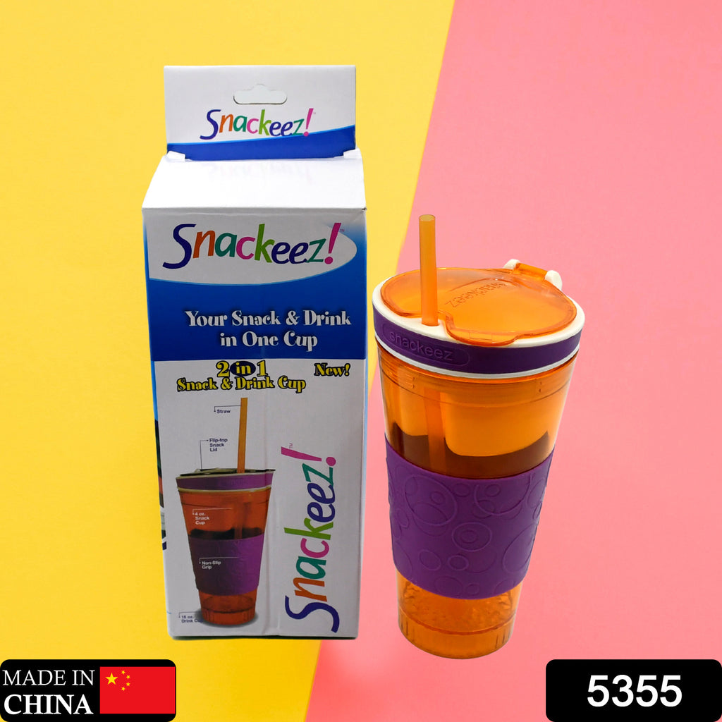 Clear 2-in-1 Snackeez travel cup with straw for snacks & drinks