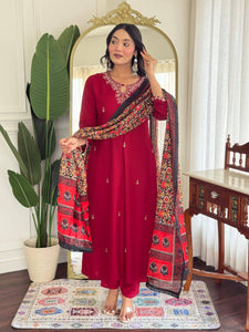 Red Viscose Rayon Embroidered Kurta Set for Women | Festive Elegance