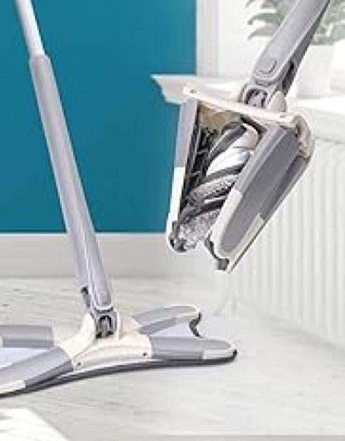 Self-squeeze rotatable multifunctional cleaning tool in action