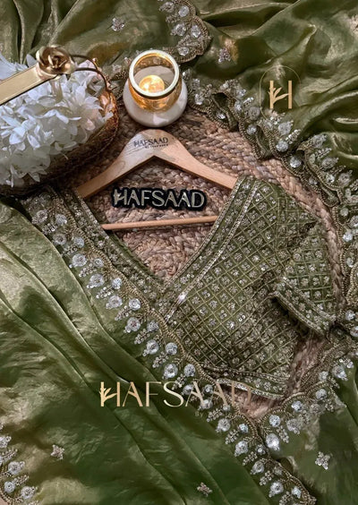 Stunning Fendy Silk Saree - Heavy Beds & Sequin Work for Festive Weddings