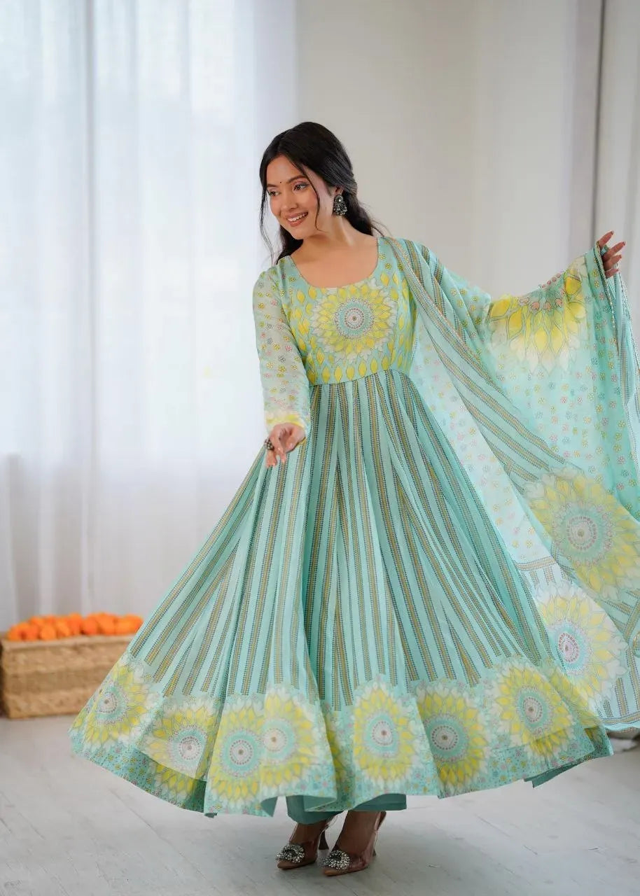 Gown Set