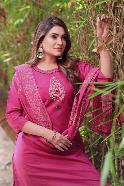 Stunning Rouge Mul Cotton Kurti Set - Hand Block Print & Mirror Work