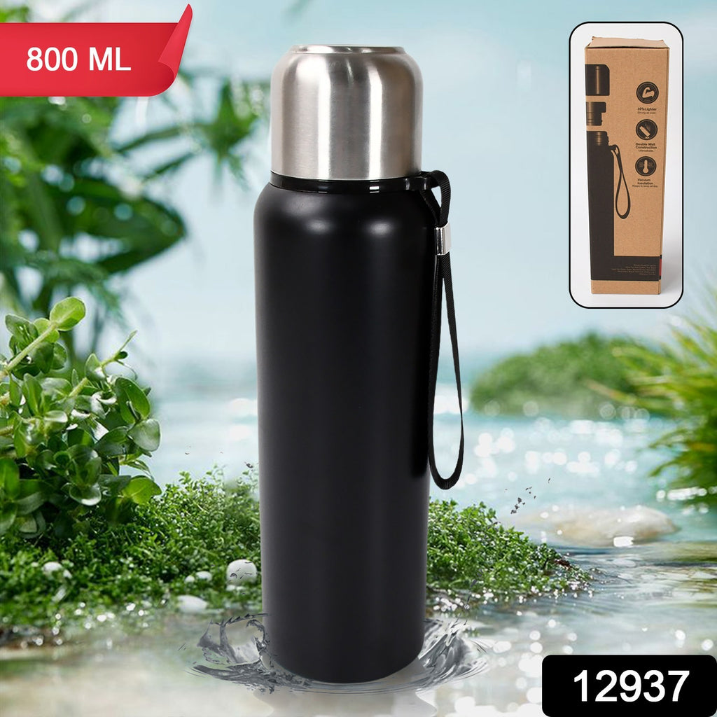 Silver stainless steel leak-proof thermos water bottle for cold/hot drinks, ideal for gym, office, travel.