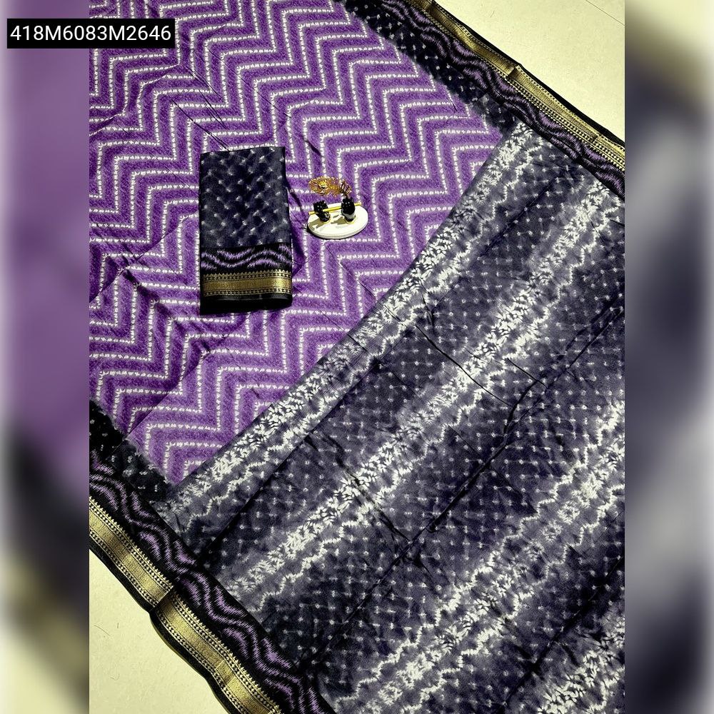 Overhead view of a TRENDBUY Charcoal Grey Mulmul Cotton Saree, laid flat to reveal its chevron pattern, dark border, and intricate pallu design, with a matching blouse.