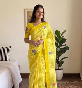 Trending Handloom Linen Saree - Digital Floral Charm for Women