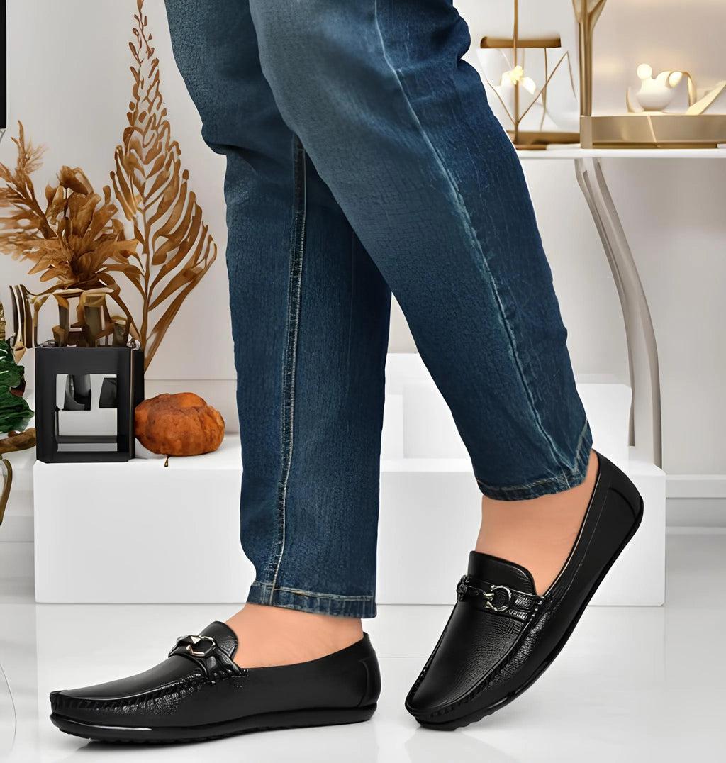 Shoe