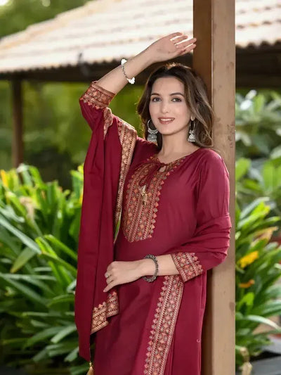 Trending Maroon Rayon Slub Kurti Set - Khadi Print with Dupatta | Sizes S-XXL