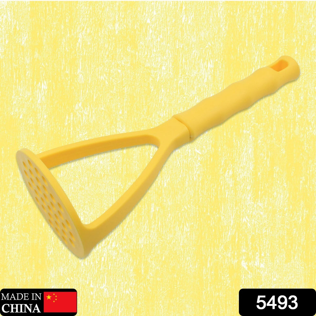 Professional heavy-duty kitchen food masher with comfortable grip for potatoes, fruits, beans & vegetables.