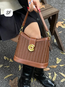 Elegant Woven Texture Sling Handbag for Women | Everyday Chic Crossbody Purse | Shop Online