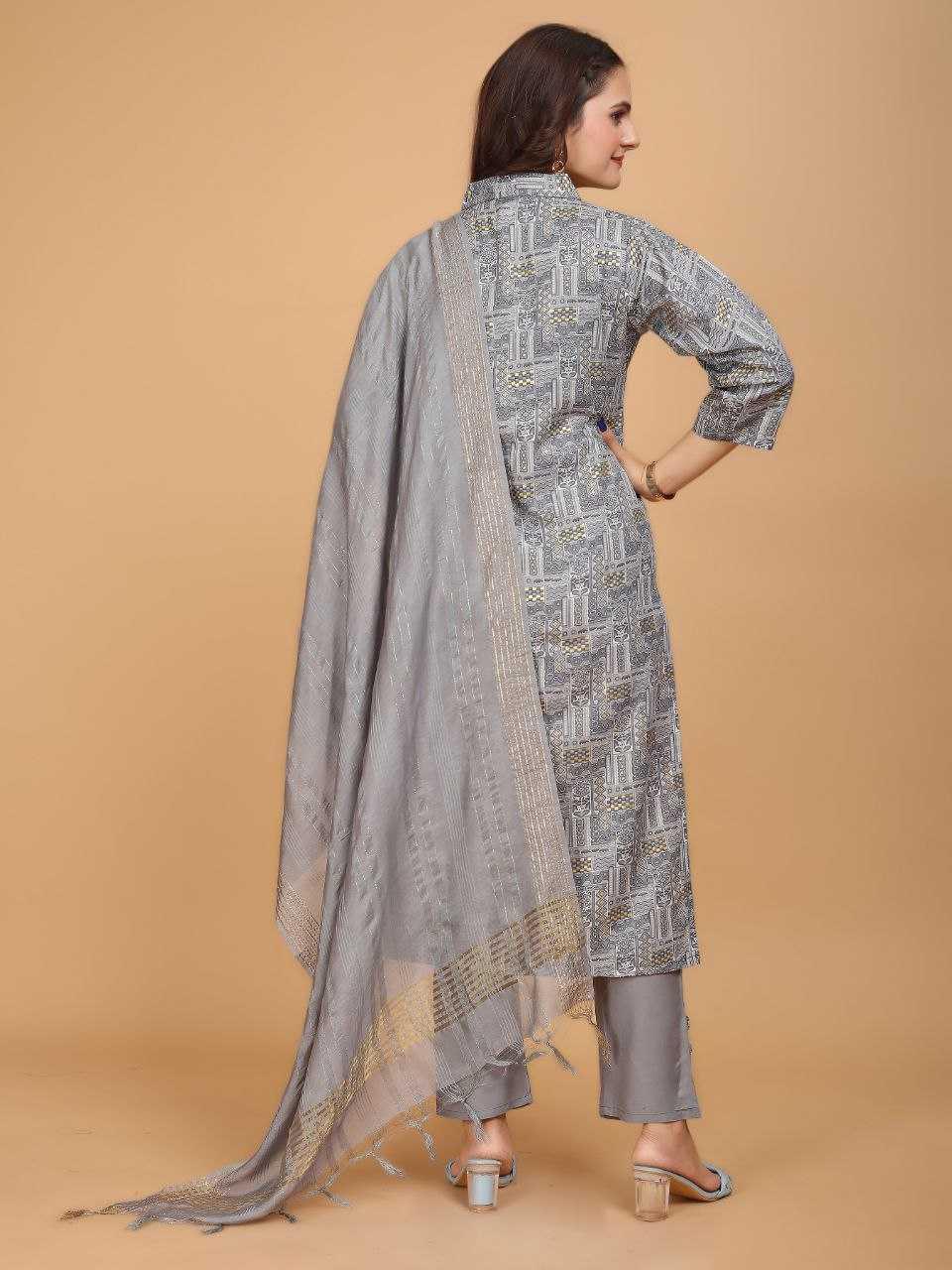 PRINTED COTTON SUITS