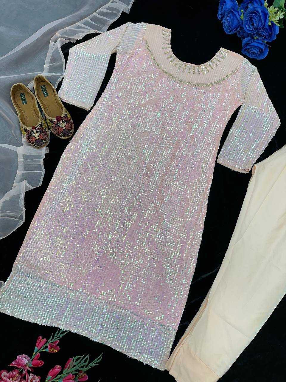 LADIES EMBROIDERY GEORGETTE LADIES PARTY WEAR SUITS