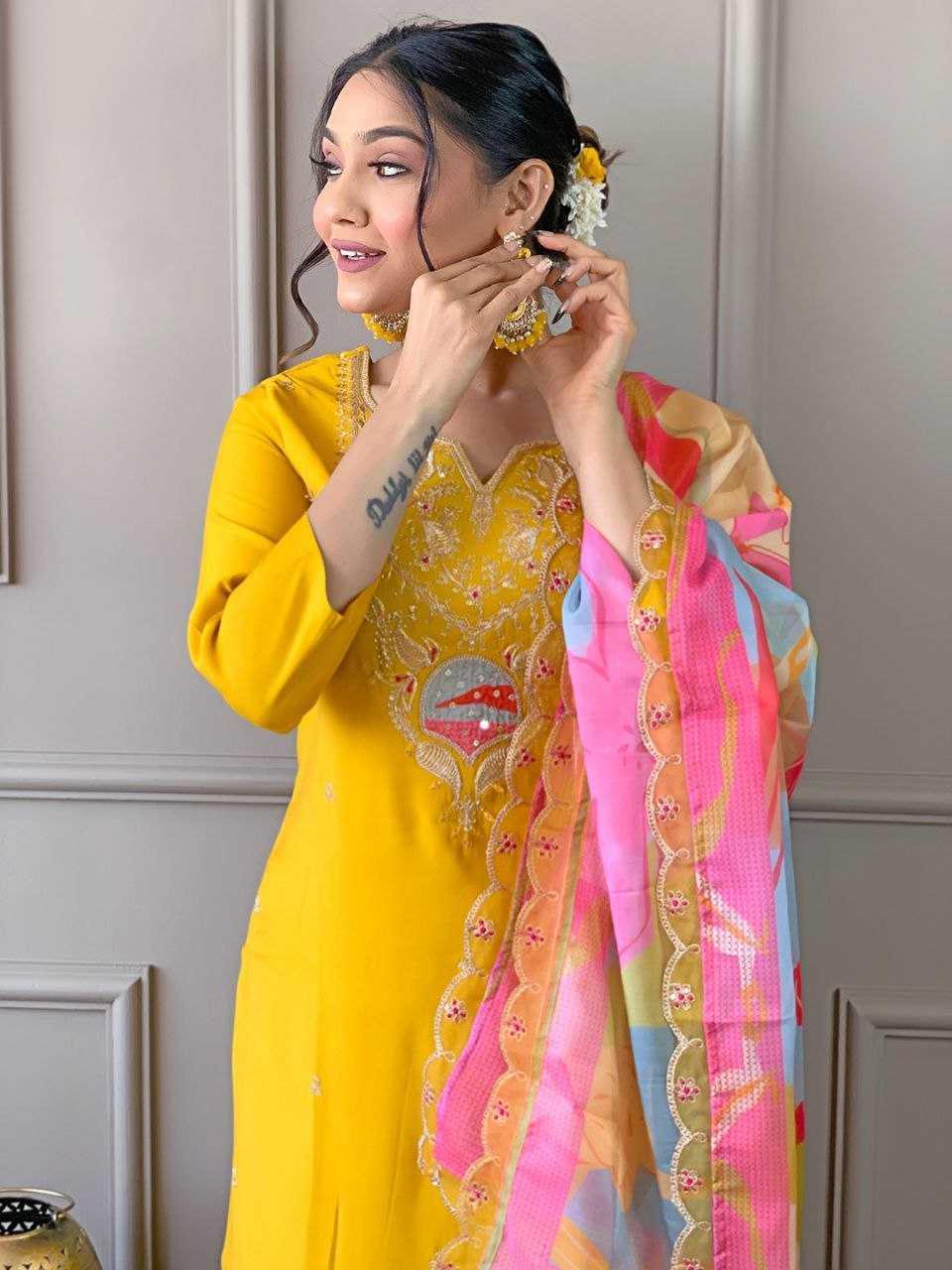 SILK PARTY WEAR WEDDING CHANDERI SUITS - TREND BUY